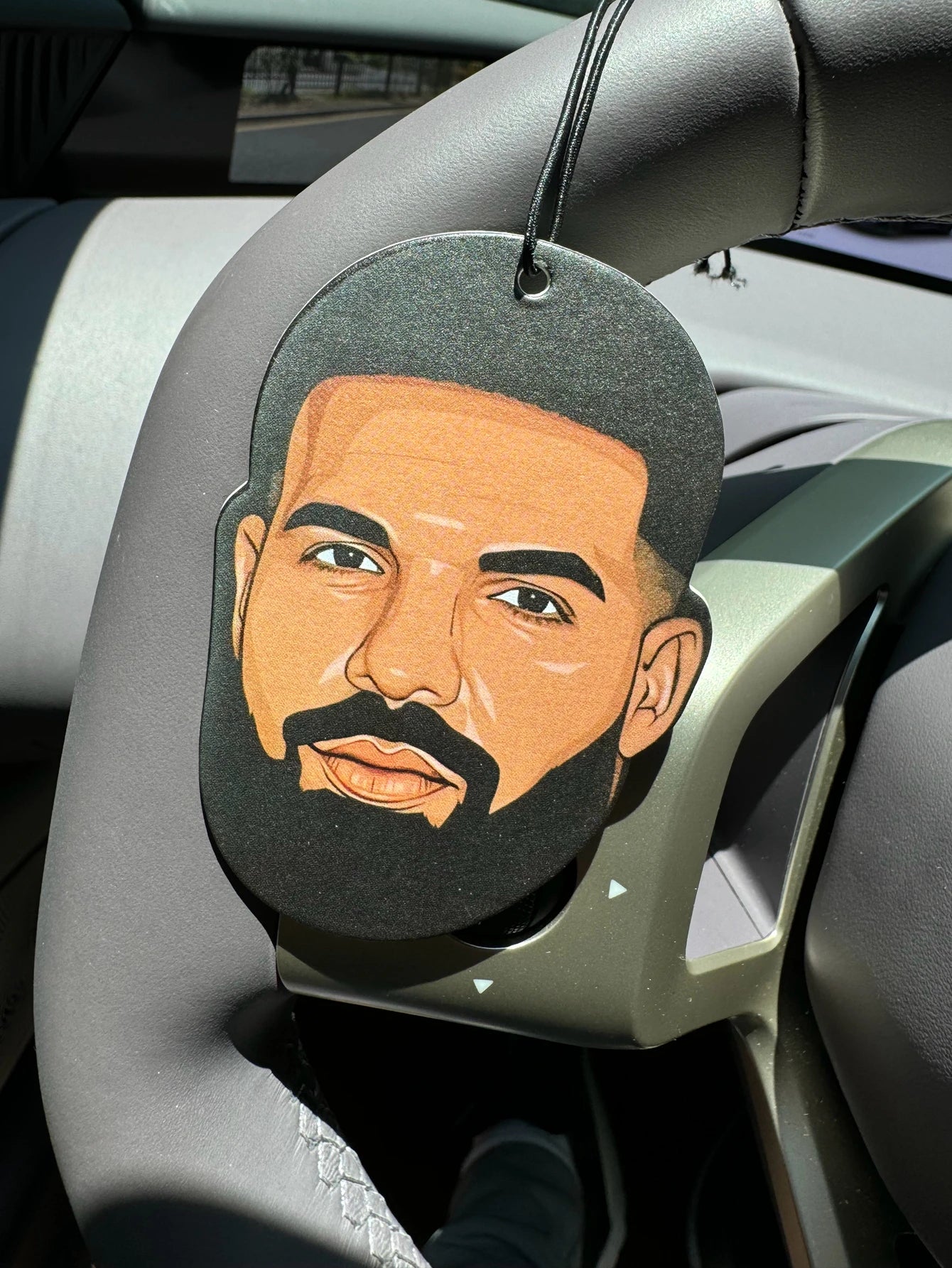 Drake Face Car Air Freshener – Natural Scent & Stylish Vibes